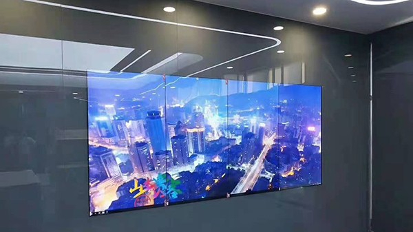深圳康維液晶無縫拼接屏強(qiáng)勢來襲