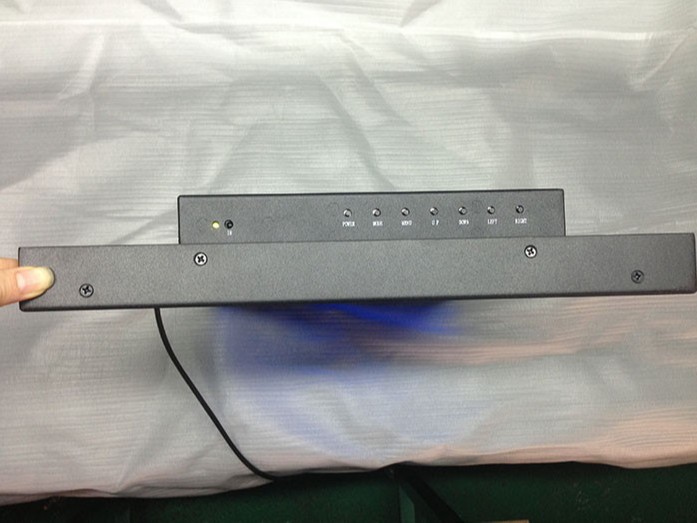 37寸內置四分割液晶監(jiān)視器內置四分割液晶監(jiān)視器