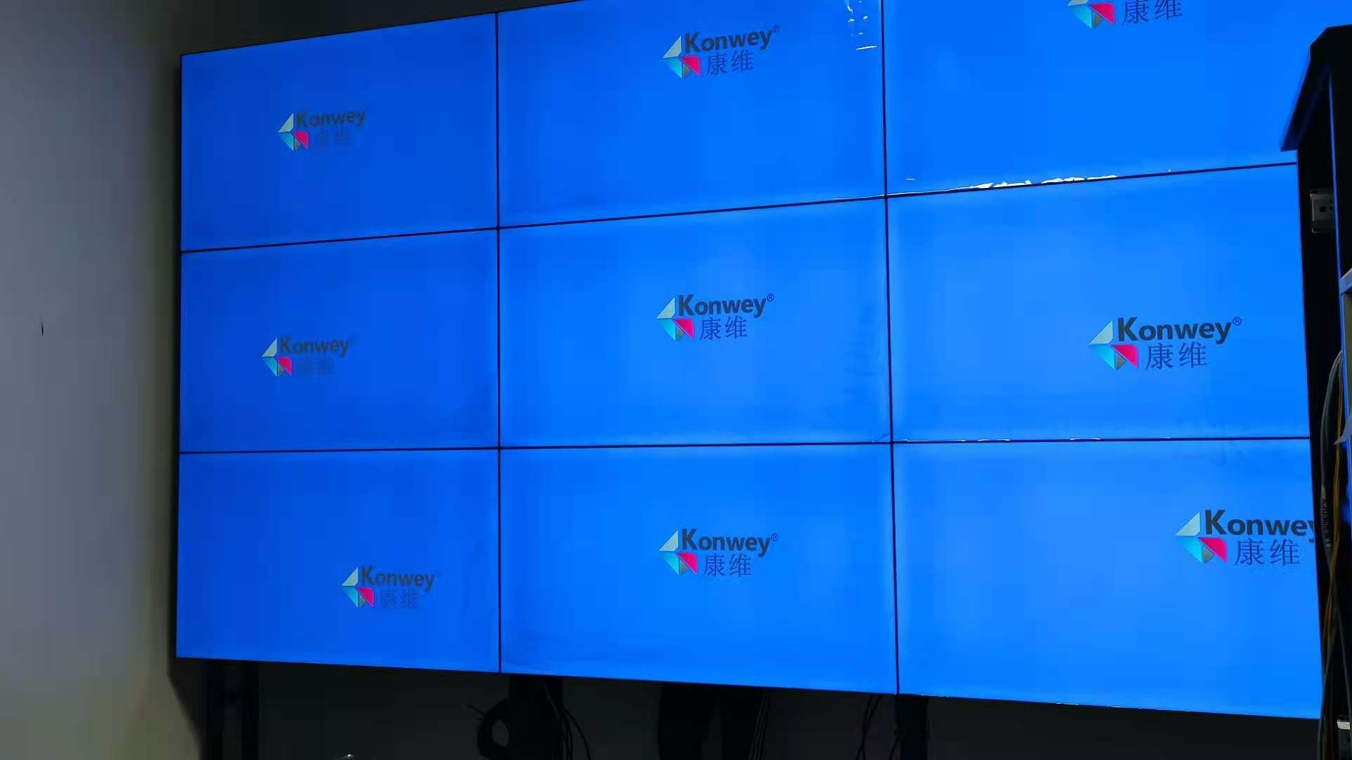 惠州洪湖小學(xué)55寸3.5mm液晶拼接屏案例！